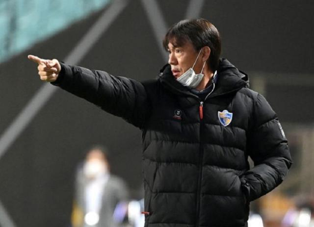 世界杯官方直播入口手机版下载-洪明甫第6次踏入同一条河流 浙江旧人有个恐惧症？