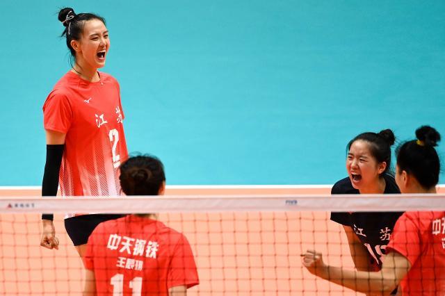 世界杯客户端下载说明-伤病满营江苏女排受桎梏 波动起伏大将迎新老更替